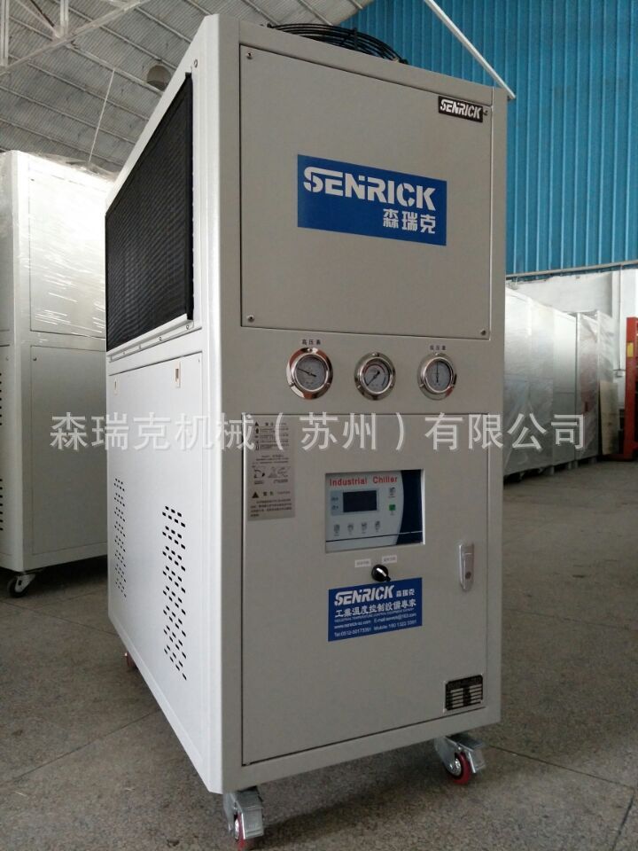 風(fēng)冷式冷油機有著什么性能